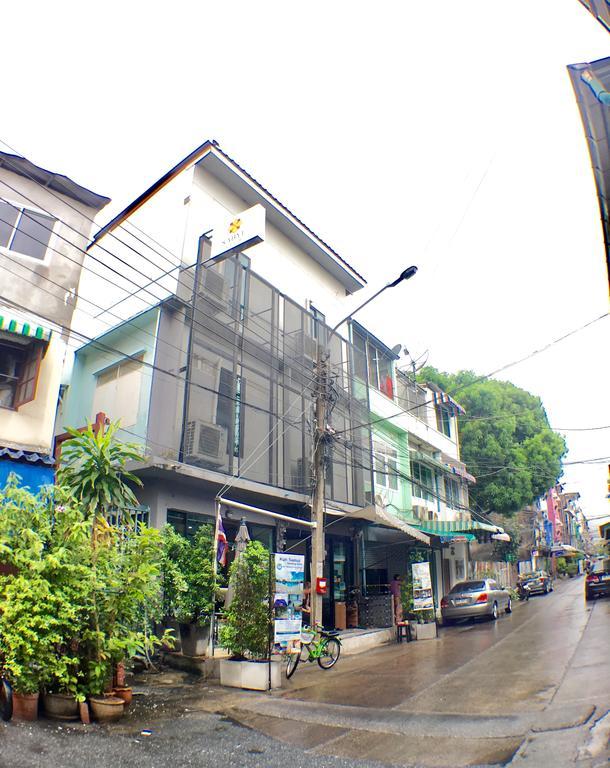 Sabye Club Hostel Bangkok Exterior photo
